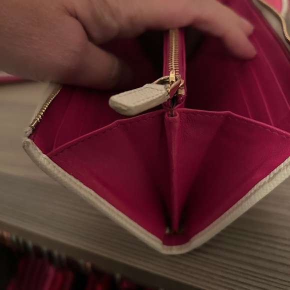 Bvlgari Elegant White Women's Wallet Vintage - Picture 2 of 6